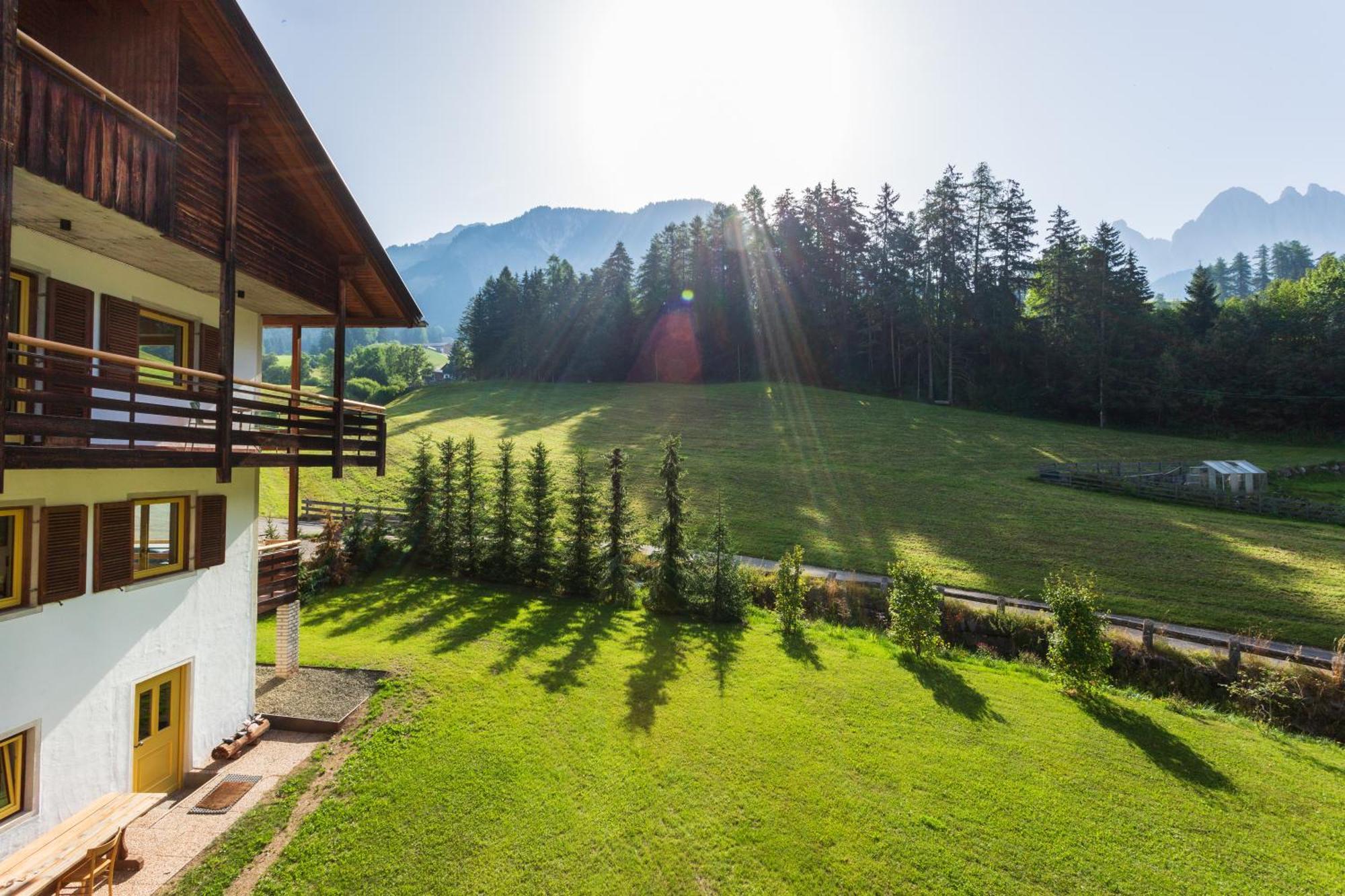 Miraodle Apartments Funes  Buitenkant foto